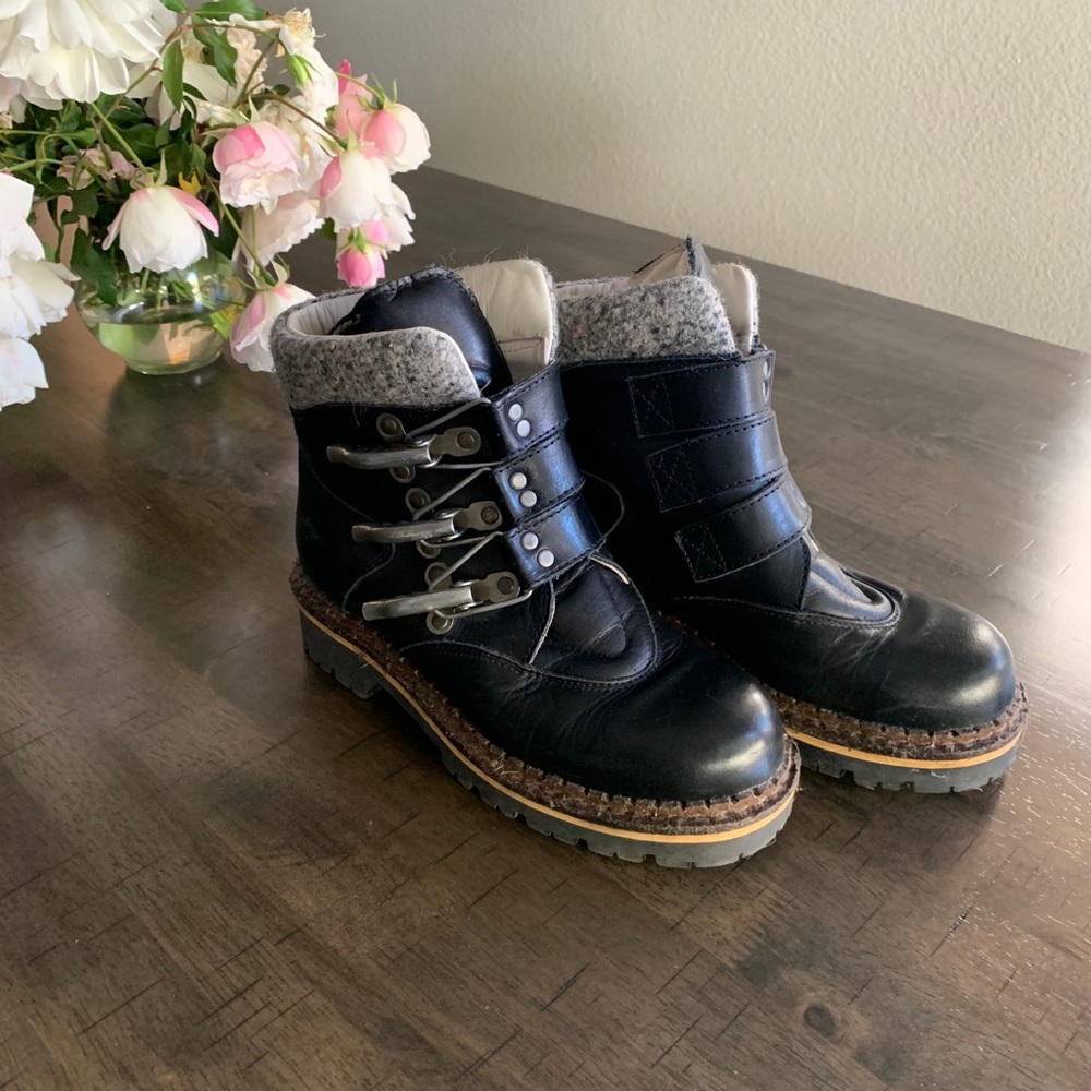 Grier Wally Austria boots. US size 7